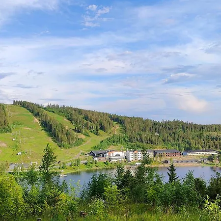 Lomahuoneisto Skivillas 26 B 6 Apartamento